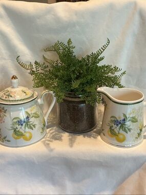 Lemon & Blueberry Cream and Sugar Set